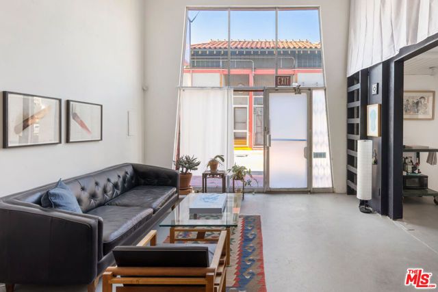 936 Mei Ling Way, Los Angeles, CA 90012