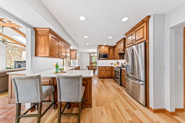18360 Tilton LANE, Brookfield, WI 53045