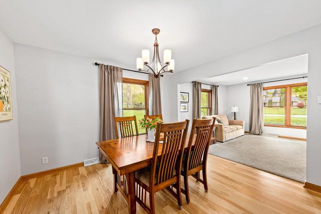 18360 Tilton LANE, Brookfield, WI 53045