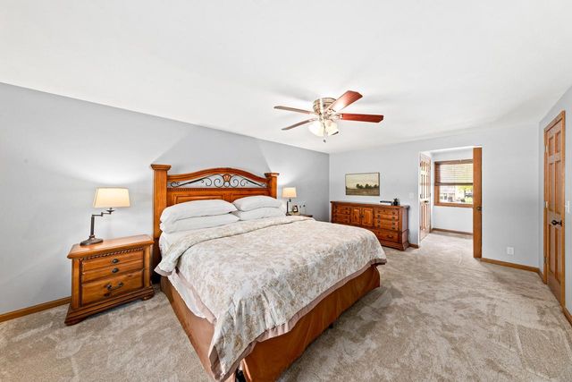 18360 Tilton LANE, Brookfield, WI 53045
