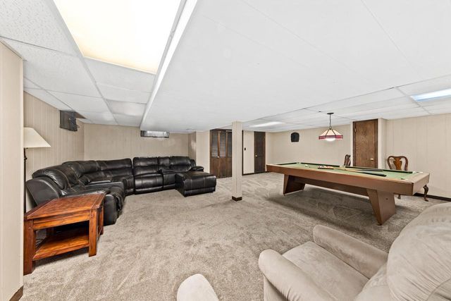 18360 Tilton LANE, Brookfield, WI 53045