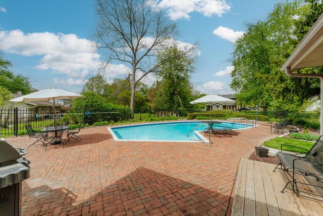 18360 Tilton LANE, Brookfield, WI 53045