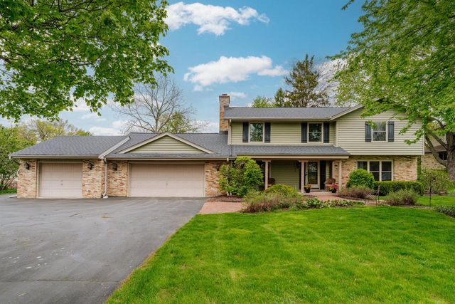 18360 Tilton LANE, Brookfield, WI 53045