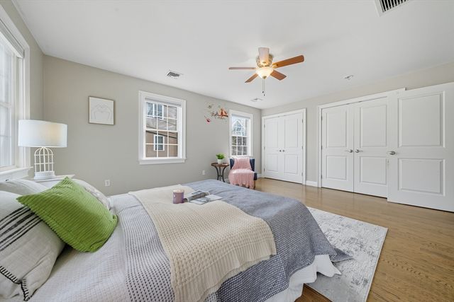 36 N Main St 1, Natick, MA 01760