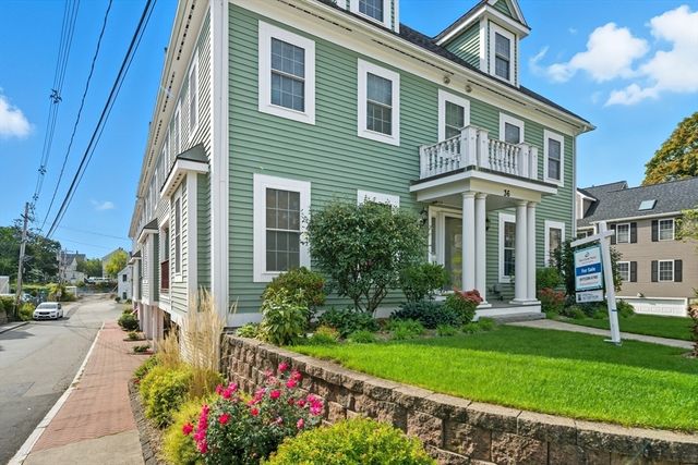 36 N Main St 1, Natick, MA 01760