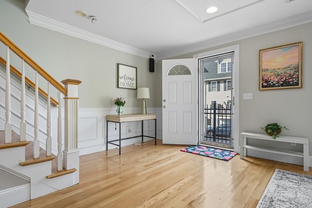 36 N Main St 1, Natick, MA 01760