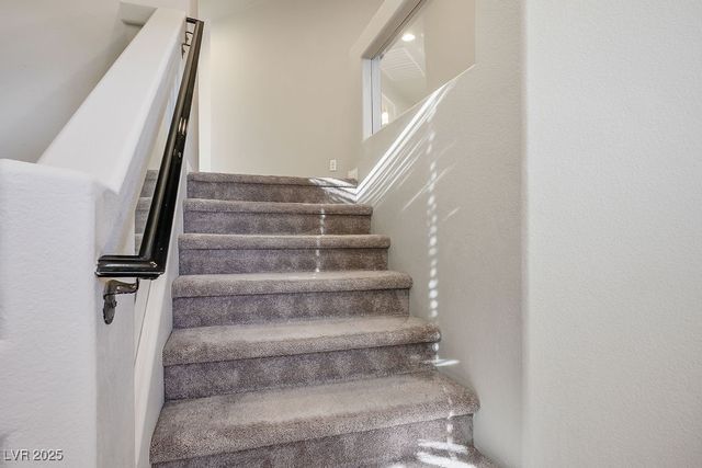 5784 Brimstone Hill Avenue, Las Vegas, NV 89141