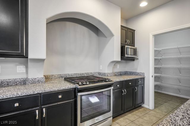 5784 Brimstone Hill Avenue, Las Vegas, NV 89141