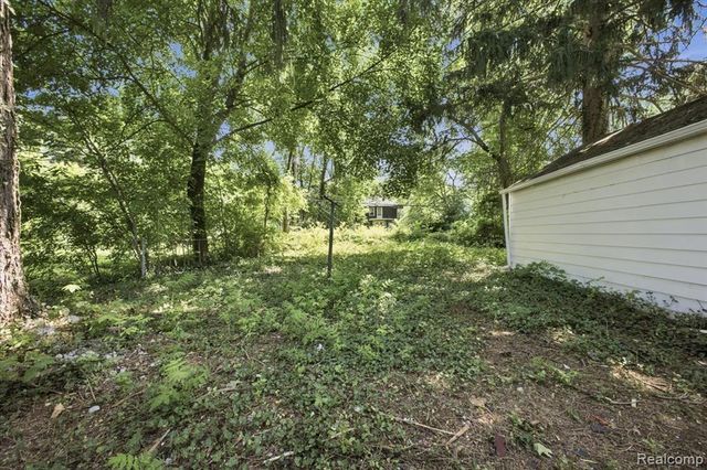 16854 Bramell Street, Detroit, MI 48219