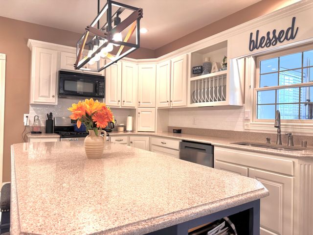 316 Ruby Court, London, KY 40744