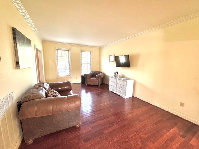 316 Ruby Court, London, KY 40744