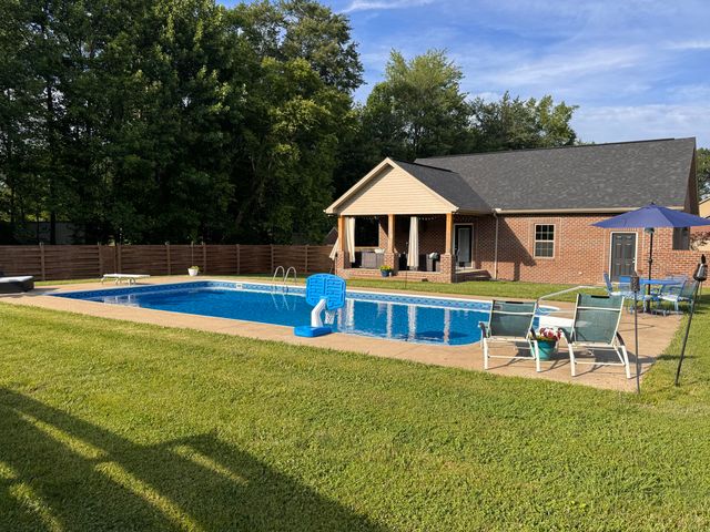 316 Ruby Court, London, KY 40744