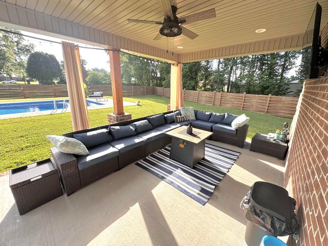 316 Ruby Court, London, KY 40744
