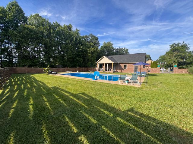 316 Ruby Court, London, KY 40744