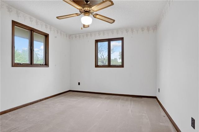 12601 Little Blue Road, Kansas City, MO 64133