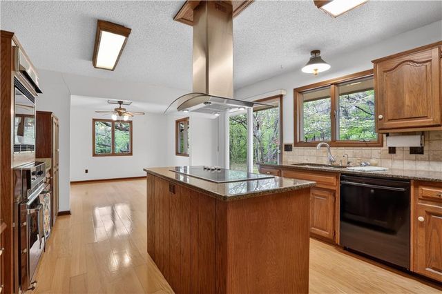 12601 Little Blue Road, Kansas City, MO 64133