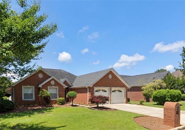 200 Olympic Drive, Fayetteville, GA 30215