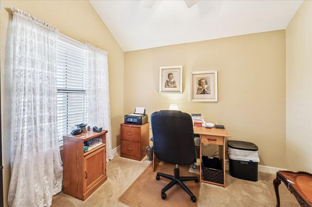 115 Harbour Town Circle, Conroe, TX 77356