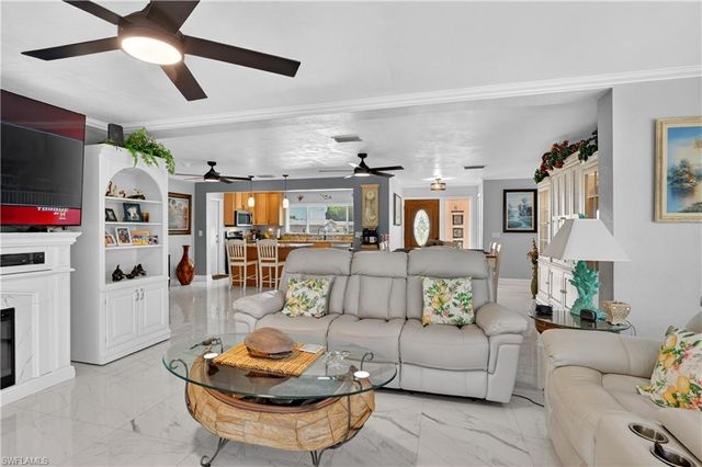 1324 Thompson ST, North Fort Myers, FL 33903