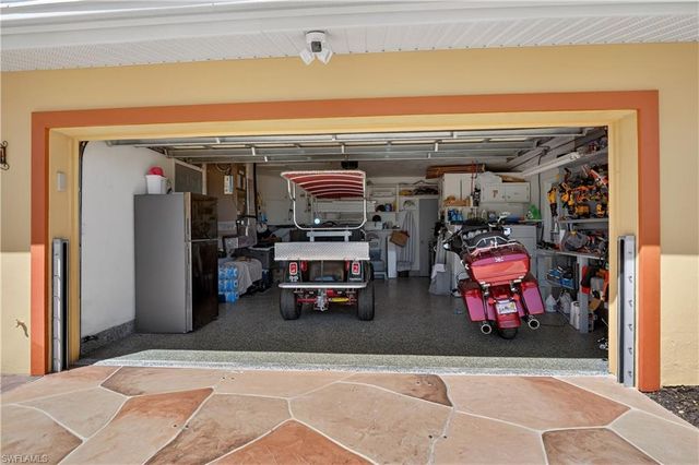 1324 Thompson ST, North Fort Myers, FL 33903