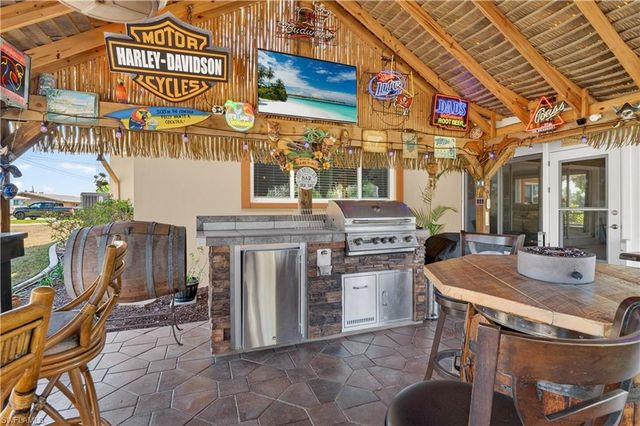 1324 Thompson ST, North Fort Myers, FL 33903