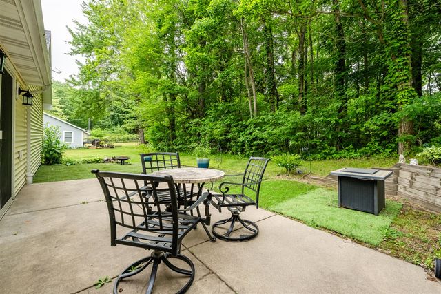 6278 Harrison Street, Coloma, MI 49038