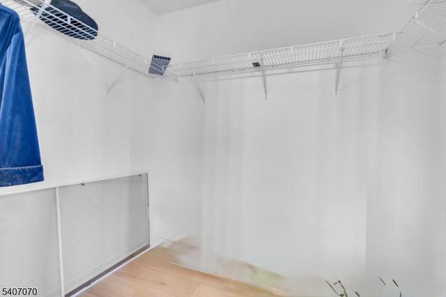 6 Winding Way, Woodland Park, NJ 07424