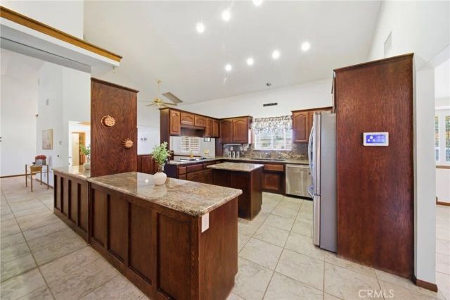 19670 Tonkawan Road, Apple Valley, CA 92307