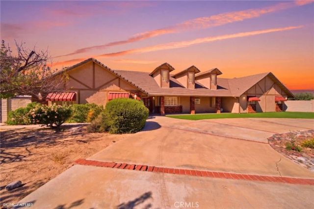 19670 Tonkawan Road, Apple Valley, CA 92307