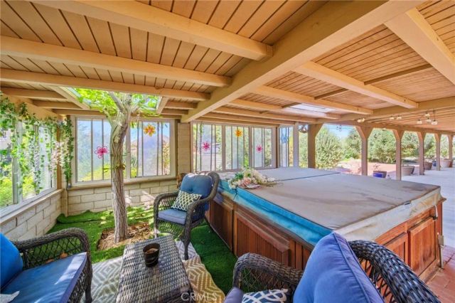 19670 Tonkawan Road, Apple Valley, CA 92307