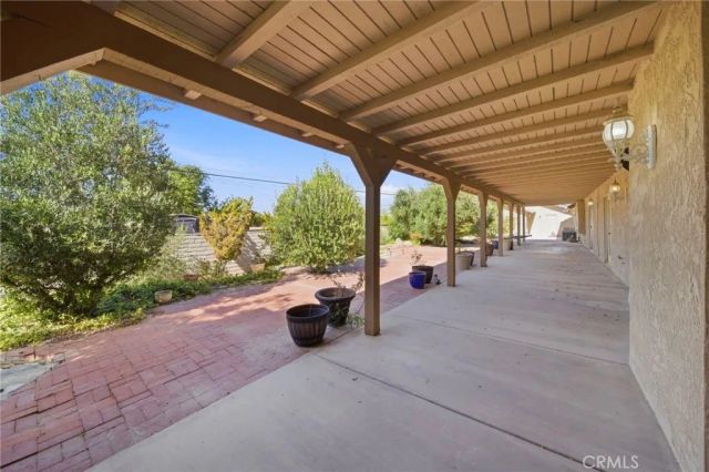 19670 Tonkawan Road, Apple Valley, CA 92307