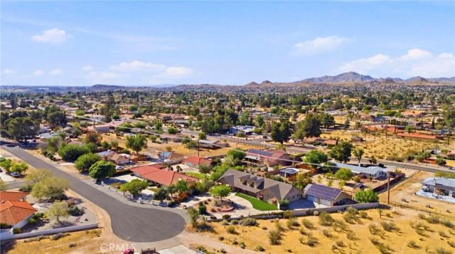 19670 Tonkawan Road, Apple Valley, CA 92307