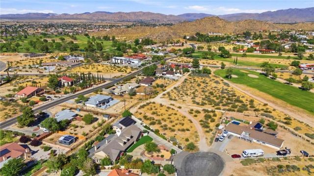 19670 Tonkawan Road, Apple Valley, CA 92307