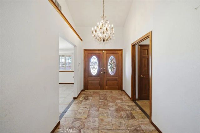 19670 Tonkawan Road, Apple Valley, CA 92307