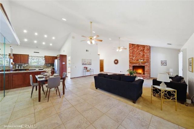 19670 Tonkawan Road, Apple Valley, CA 92307