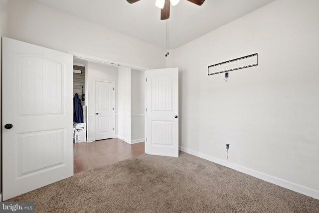65 FEGAN RD, Bunker Hill, WV 25413