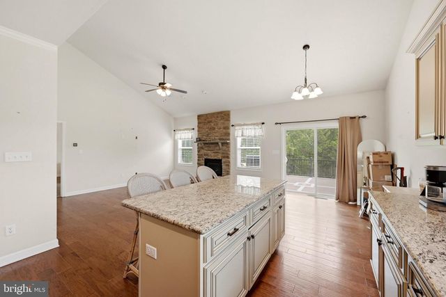 65 FEGAN RD, Bunker Hill, WV 25413