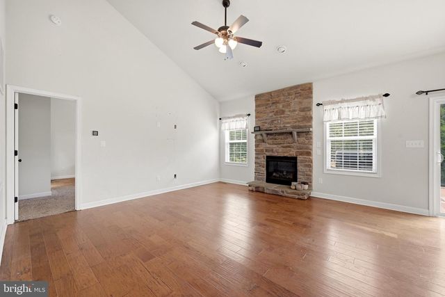 65 FEGAN RD, Bunker Hill, WV 25413