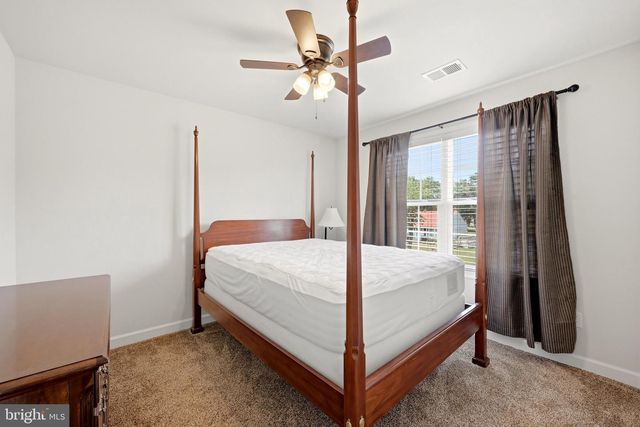 65 FEGAN RD, Bunker Hill, WV 25413