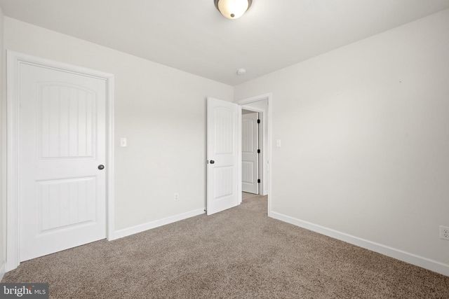 65 FEGAN RD, Bunker Hill, WV 25413