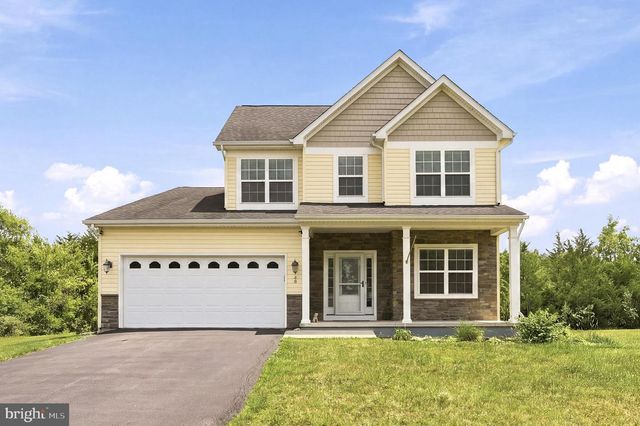 65 FEGAN RD, Bunker Hill, WV 25413