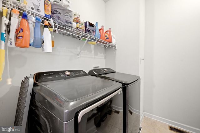 65 FEGAN RD, Bunker Hill, WV 25413