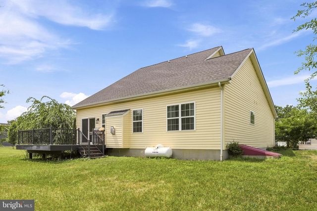 65 FEGAN RD, Bunker Hill, WV 25413