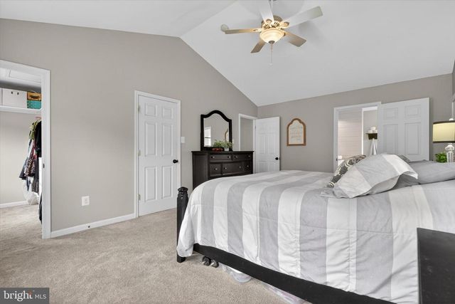 517 SANDPIPER LN, New Cumberland, PA 17070