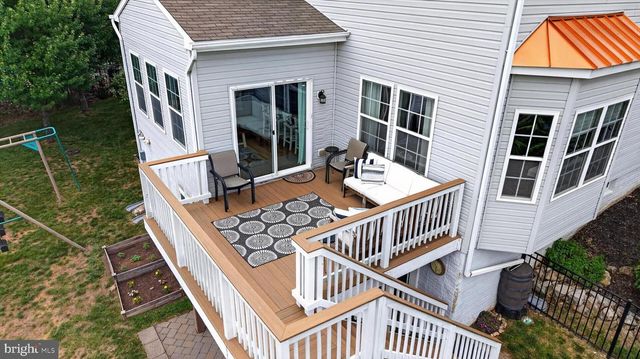 517 SANDPIPER LN, New Cumberland, PA 17070