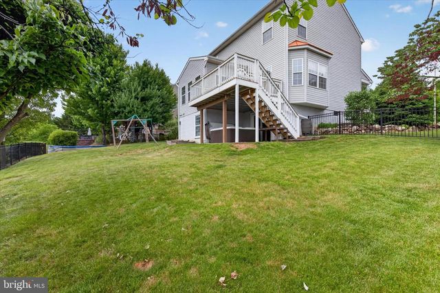 517 SANDPIPER LN, New Cumberland, PA 17070