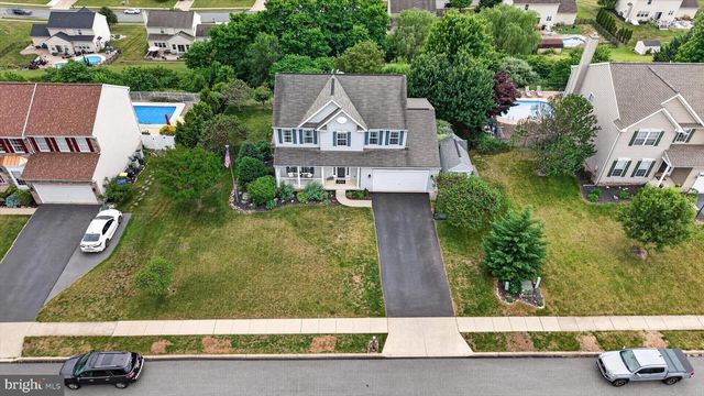 517 SANDPIPER LN, New Cumberland, PA 17070