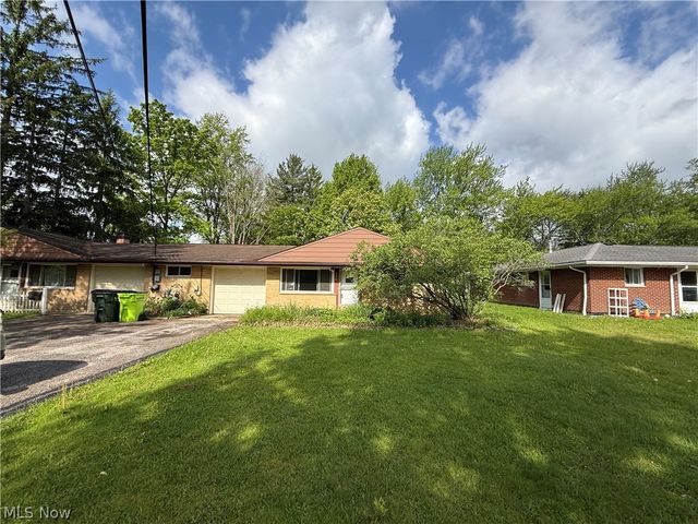 9214 Blueberry Lane, Macedonia, OH 44056