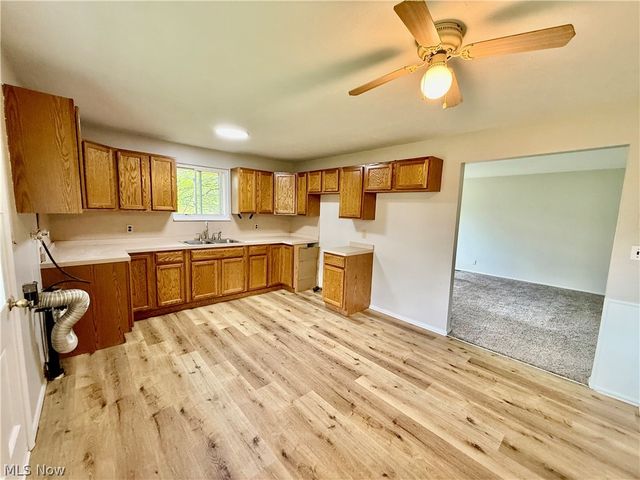 9214 Blueberry Lane, Macedonia, OH 44056