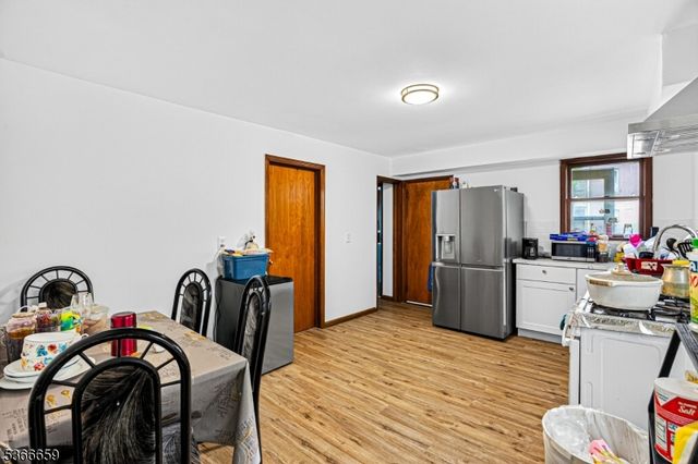 521 Fulton St, Elizabeth City, NJ 07206